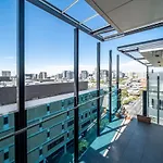 Spark Penthouse The Aria Apartments With Carpark